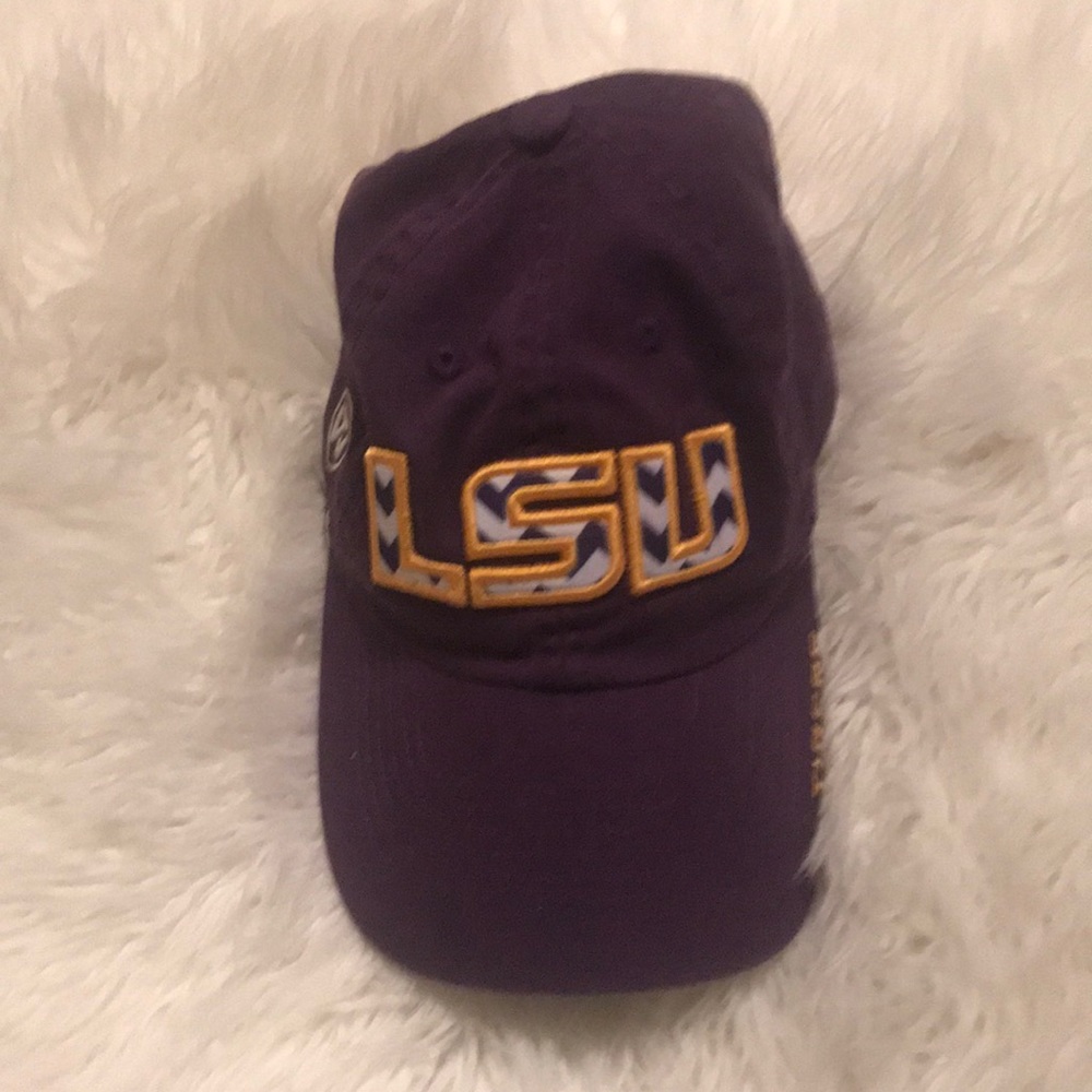 LSU purple hat